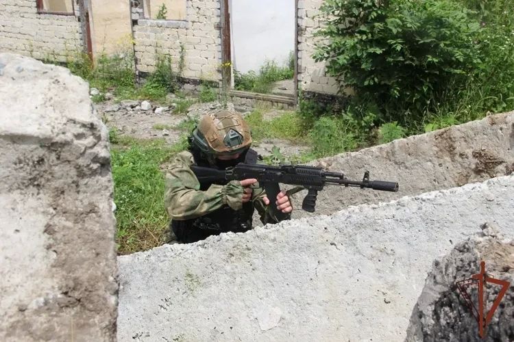 В Северной Осетии подразделения Росгвардии отработали действия по пресечению террористической угрозы В Северной Осетии подразделения Росгвардии отработали действия по пресечению террористической угрозы