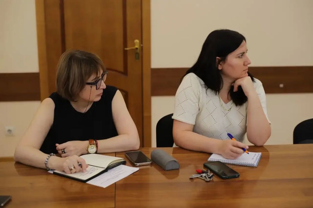 Элла Алибекова: «Необходимо усилить работу по выявлению и поддержке одаренных детей» Элла Алибекова: «Необходимо усилить работу по выявлению и поддержке одаренных детей»