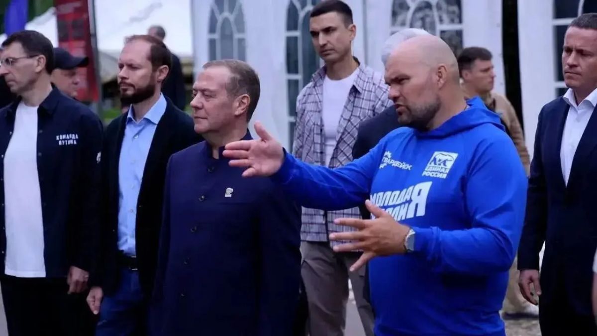 Трое представителей Северной Осетии стали участниками Всероссийского молодёжного форума «Гвардейск» Трое представителей Северной Осетии стали участниками Всероссийского молодёжного форума «Гвардейск»