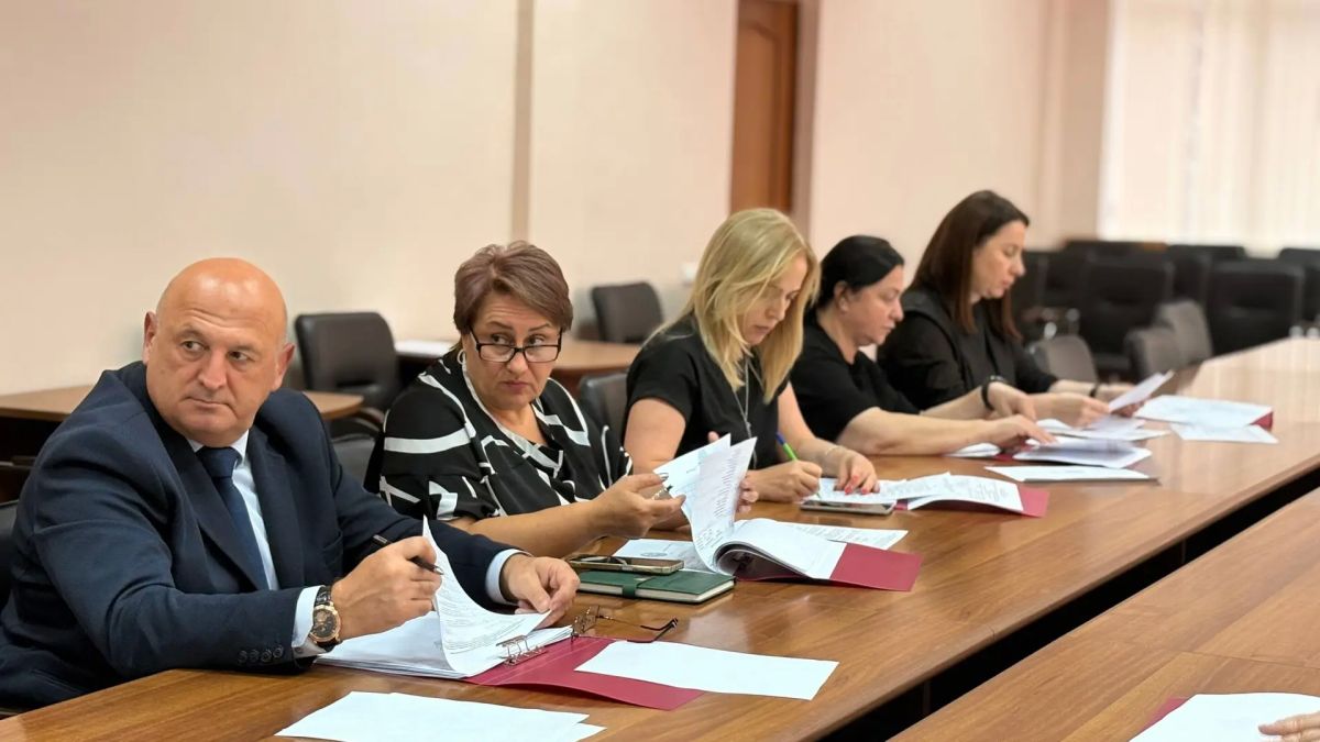 В Минтруде утвердили доплаты к пенсиям для бывших государственных и муниципальных служащих В Минтруде утвердили доплаты к пенсиям для бывших государственных и муниципальных служащих