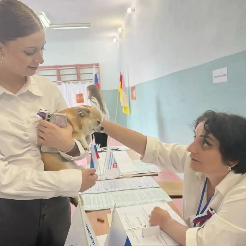 ЧЕТВЕРОНОГИЕ ДРУЗЬЯ — И НЕ ТОЛЬКО! ЧЕТВЕРОНОГИЕ ДРУЗЬЯ — И НЕ ТОЛЬКО!