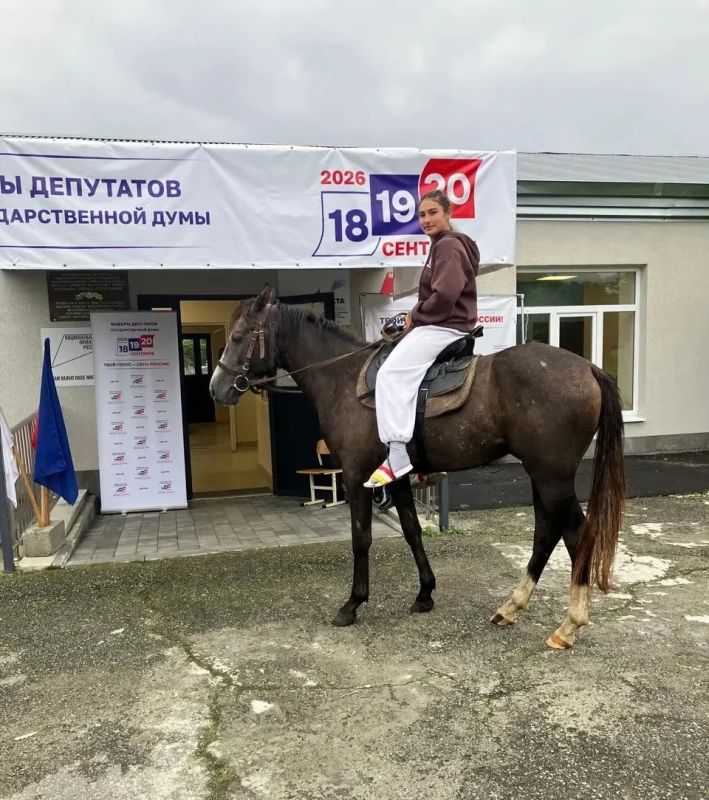 ЧЕТВЕРОНОГИЕ ДРУЗЬЯ — И НЕ ТОЛЬКО! ЧЕТВЕРОНОГИЕ ДРУЗЬЯ — И НЕ ТОЛЬКО!